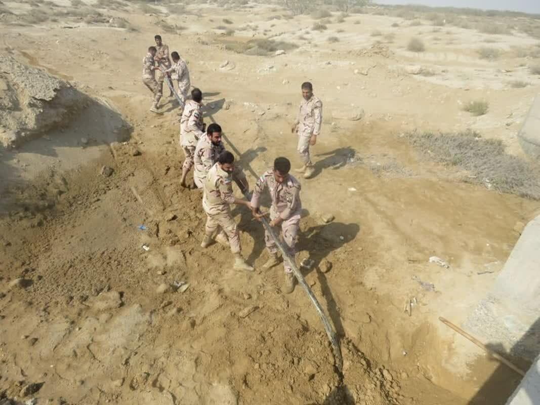 انهدام خط لوله انتقال سوخت قاچاق در سواحل میناب