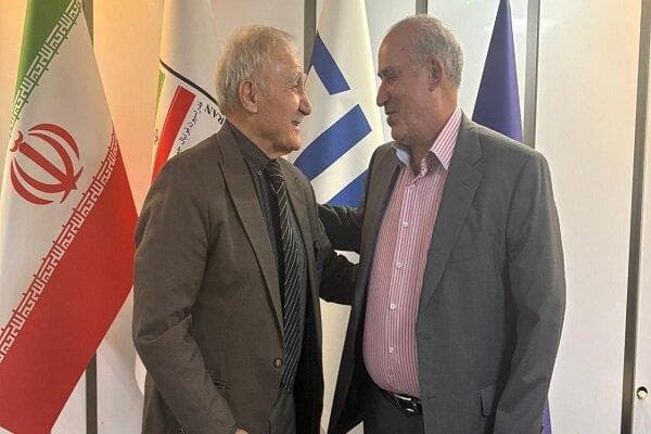 دیدار تاج با پیشکسوت فوتبال ایران و باشگاه پرسپولیس