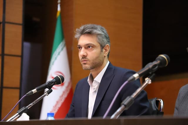 نقش کارمندان در پیشبرد اقتصاد استان؛ از سرمایه اجتماعی تا سرمایه گذاری