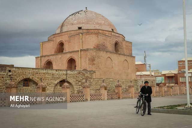 محراب حریری مسجد جامع ارومیه در چشم جهانی