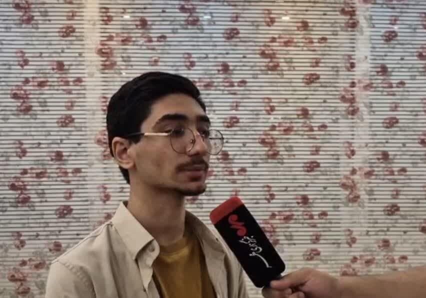 ۲ عامل موفقیت رتبه برتر کنکور سراسری کنکور در کاشان