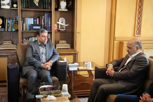 استاندار اردبیل: حذف فرایند فیزیکی بیمه‌ها ضرورت دارد