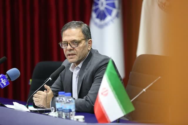 جشنواره شهید رجایی بستری برای اثربخشی نظام اداری است