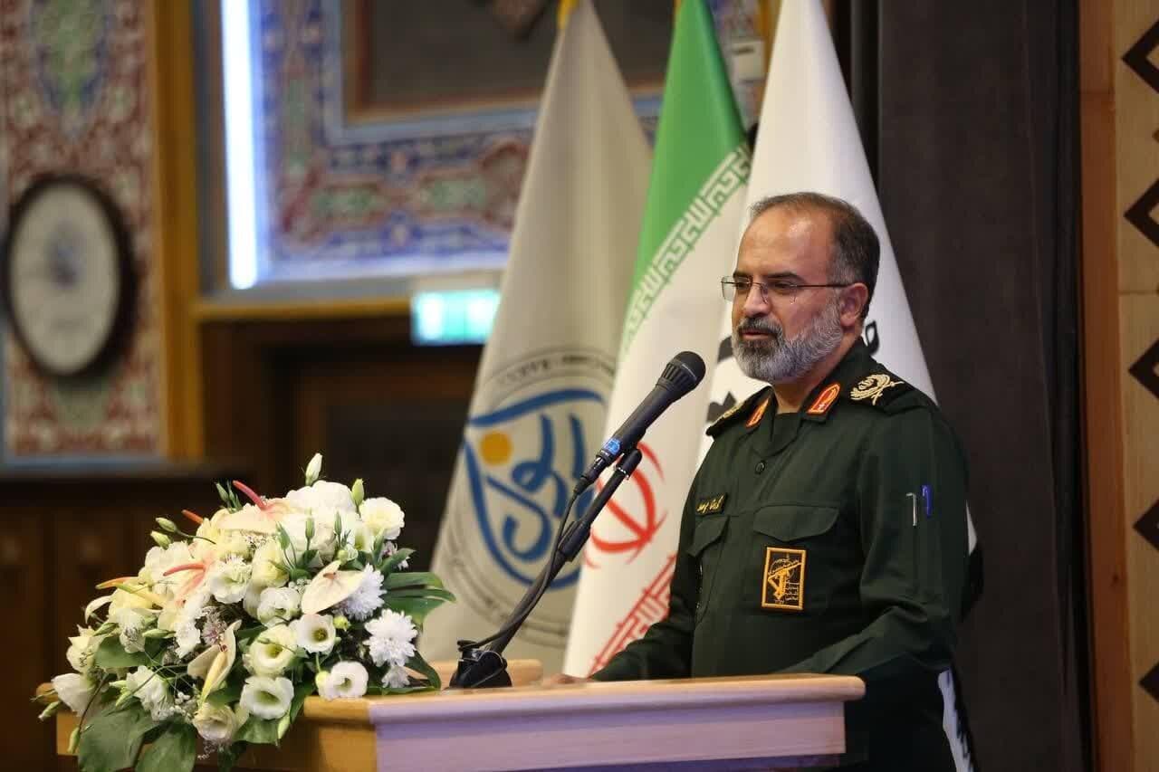 رهبر معظم انقلاب نقشه‌های شوم دشمنان اسلام را خنثی کرده اند