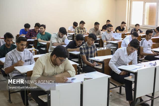 دفترچه انتخاب رشته کنکور ۱۴۰۴ منتشر شد؛ آغاز انتخاب رشته از سه شنبه