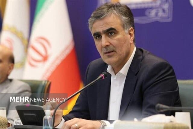 بخش بزرگی از تسهیلات در تهران پرداخت می‌شود