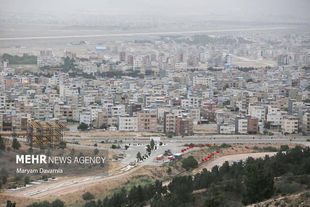 گردوخاک و آلودگی هوا در تهران؛از ماسک استفاده کنید