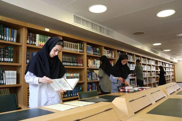 بهره برداری از کتابخانه ولایت هوراند پس از توسعه، بهسازی کلی و تجهیز