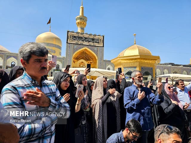 حرم مطهر رضوی در روز شهادت امام حسن عسکری(ع)
