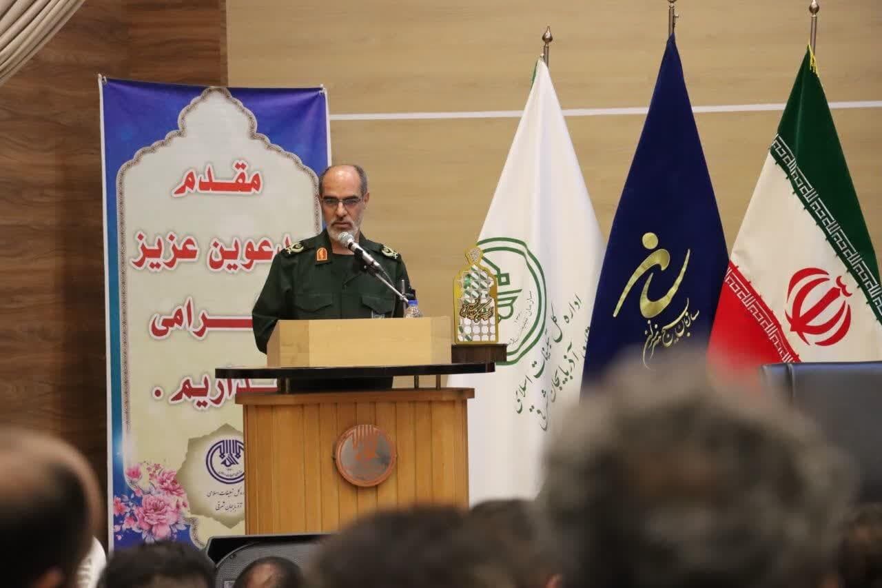 فرمانده سپاه عاشورا: امروز چشم جهان به ایران است