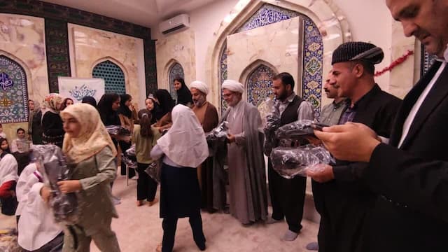 توزیع بیش از دو هزار بسته لوازم‌التحریر میان دانش‌آموزان نیازمند