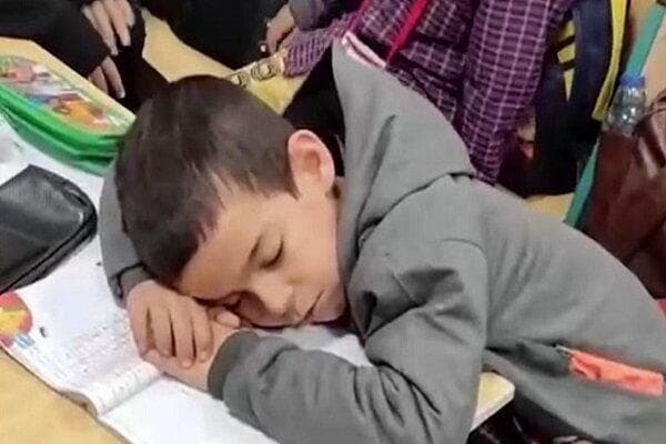 جمعیت دانش‌آموزان افغانی دماوند نزدیک به ۵ هزار نفر است