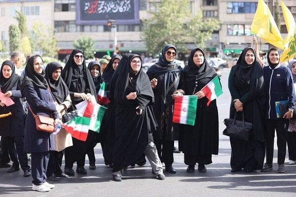 ۱۶۶۶ بانوی قمی در برنامه‌های ورزشی و آموزشی هفته دولت مشارکت کردند