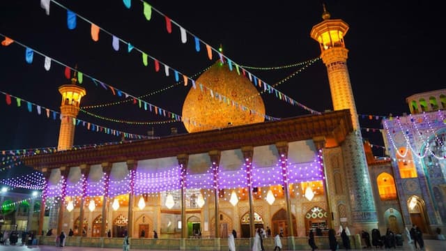 جشن بیعت با امام زمان(عج) در حرم شاهچراغ(ع)