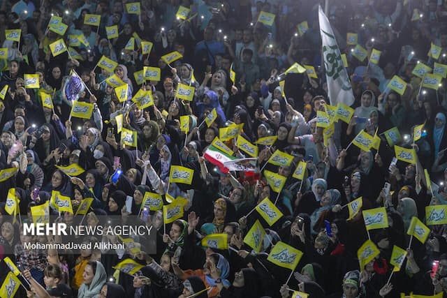 جشن باشکوه «عید بیعت» در گرگان برگزار شد