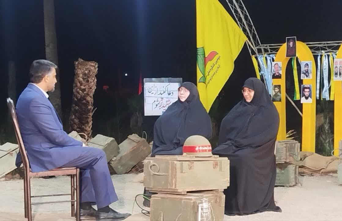 زنان پیشرانان عصر تمدن و حاملان فرهنگ ایثار هستند