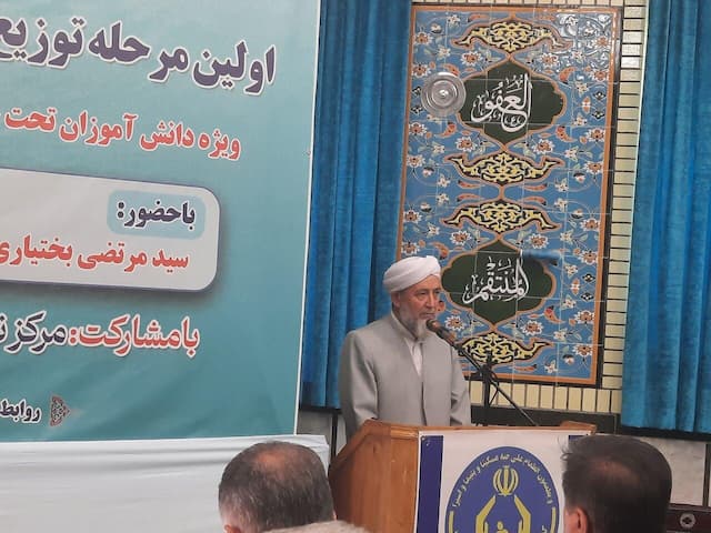 خدمت به محرومان عبادتی برتر و ثوابی ماندگار است