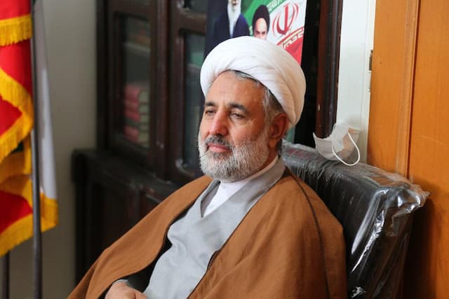 قم باید به قطب گردشگری مذهبی کشور تبدیل شود