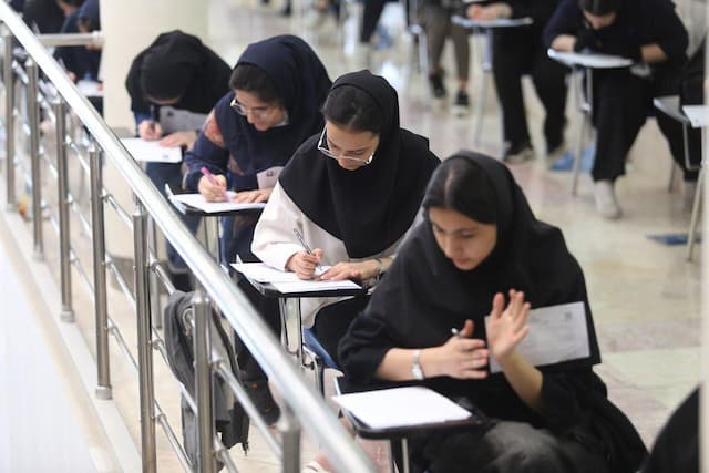 ۳۱ دانش‌آموز خراسان جنوبی رتبه زیر ۱۰۰ کنکور سراسری ۱۴۰۴ را کسب کردند