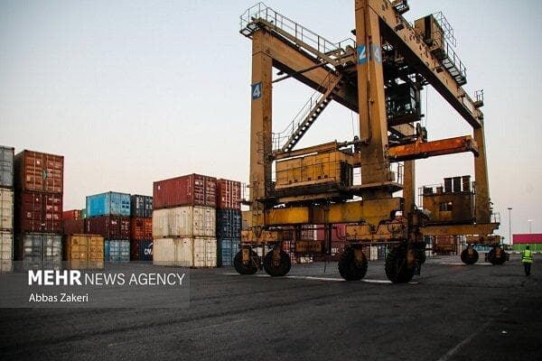 صادر بیش از ۳۸ هزار تن کالا از گمرک خراسان شمالی