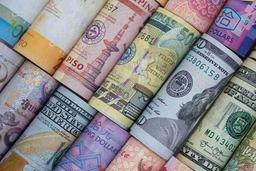 افزایش یک دست قیمت‌ها در بازار ارز تجاری بجز روبل روسیه و لیر ترکیه!