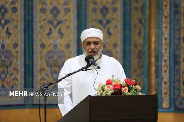 وحدت اسلامی راه مقابله با توطئه‌های دشمنان است