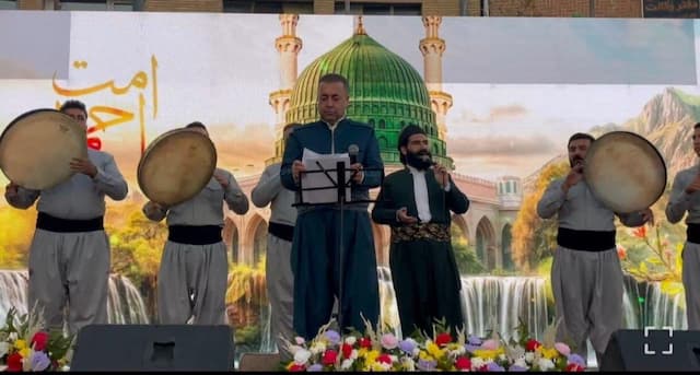 آوای سرودهای آسمانی در جشن امت احمد؛ طنین عشق به پیامبر رحمت در سنندج