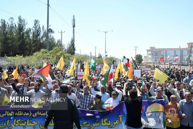 راهپیمایی جمعه های خشم و نصر در بیرجند