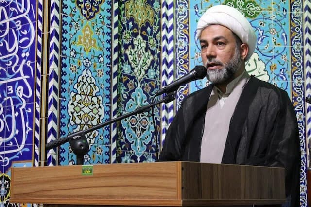 اتحاد مردم از ایران در برابر توطئه ها حفاظت کرده است