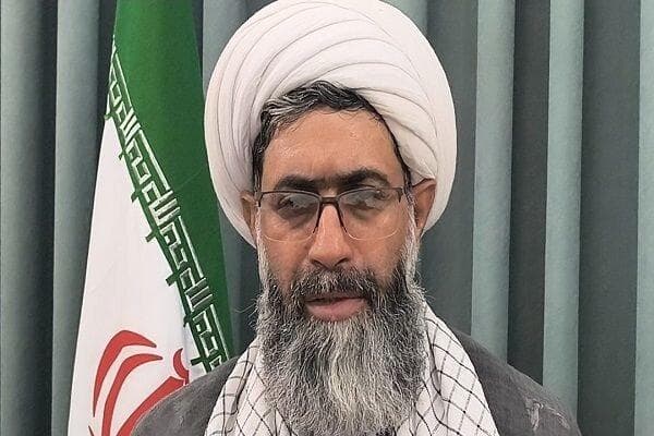 وحدت یعنی هم جهت شدن ملت با آرمانهای اسلام و انقلاب
