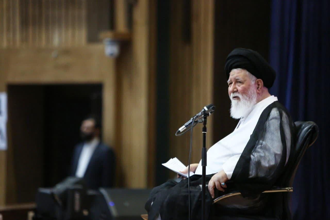 وحدت اسلامی یک دستور قرآنی و راهبردی است