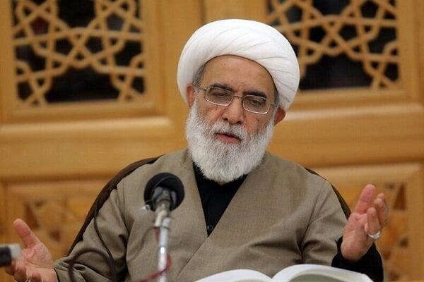 ائمه جماعت باید سیره پیامبر اسلام را در جامعه زنده کنند