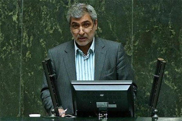 ۱۰ قلم کالای اساسی باید بدون گرانی به دست مردم برسد
