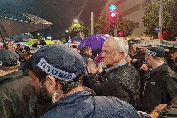 خانواده‌های اسرای اسرائیلی: نتانیاهو فرصت توافق را از بین می‌برد