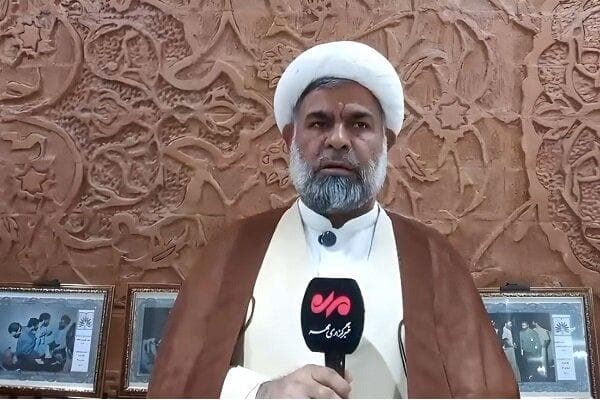 مزدوران دشمن به دنبال دو قطبی سازی جامعه