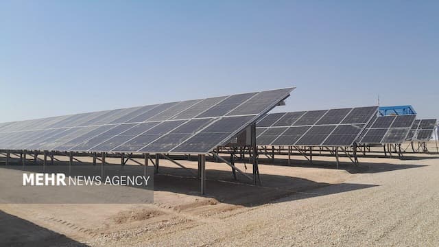 ۸ مگاوات نیروگاه تجدیدپذیر در استان اصفهان به بهره‌برداری رسید