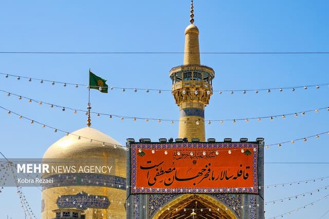 آموزه های پیامبر (ص) کلیدگشای بن بست های امت اسلامی است