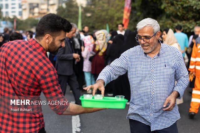 شادپیمایی امت احمد در همدان
