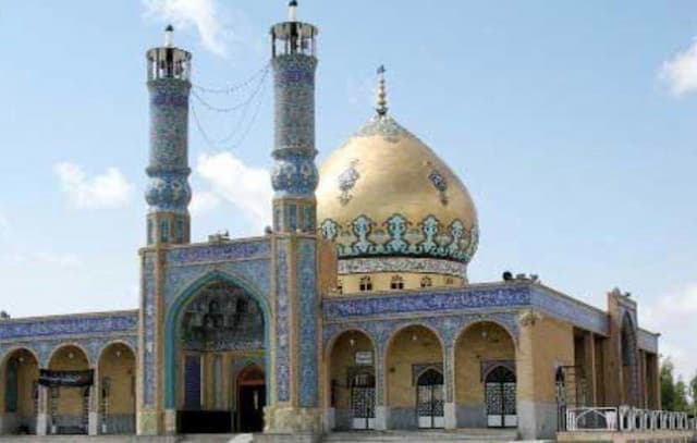 لزوم احیای موقوفات و تقویت کارکرد اجتماعی بقاع متبرکه