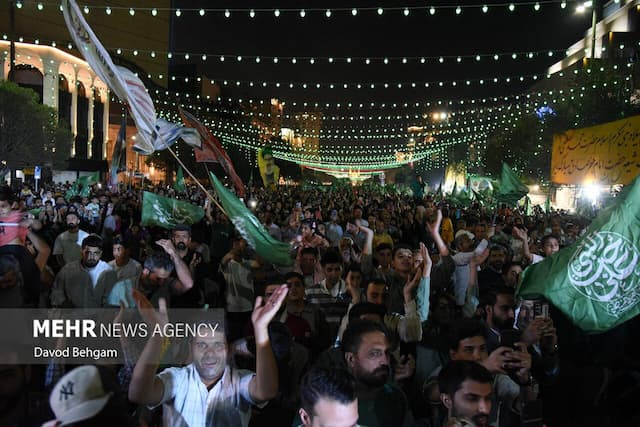 جشن مردمی میلاد پیامبر اعظم (ص) در مشهد