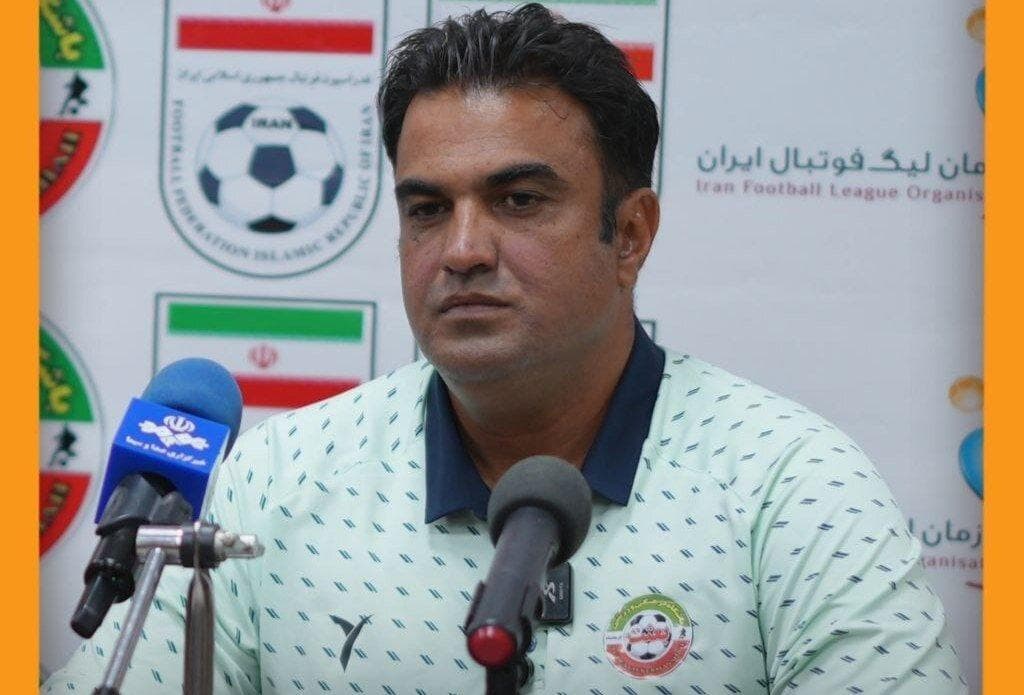 میرترابی: فوتبال جسورانه را دوست دارم و به جوانان اعتماد می‌کنم