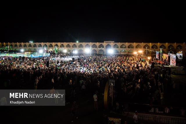 یک اصفهان در جشن امت احمد؛نشاط معنوی در قلب شهر تجلی یافت