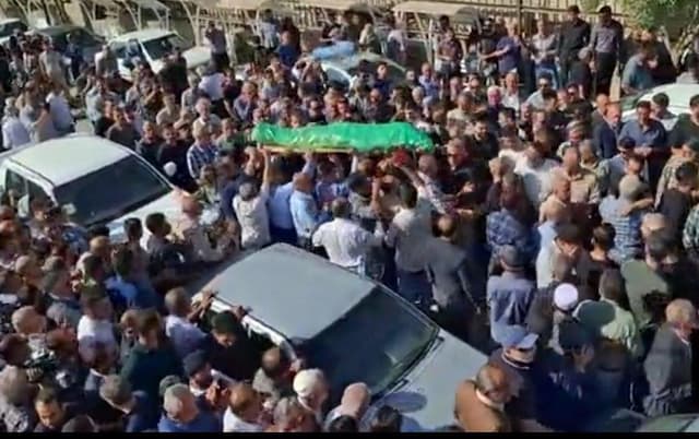 پیکر استاد علاءالدین یاسینی در سنندج به خاک سپرده شد
