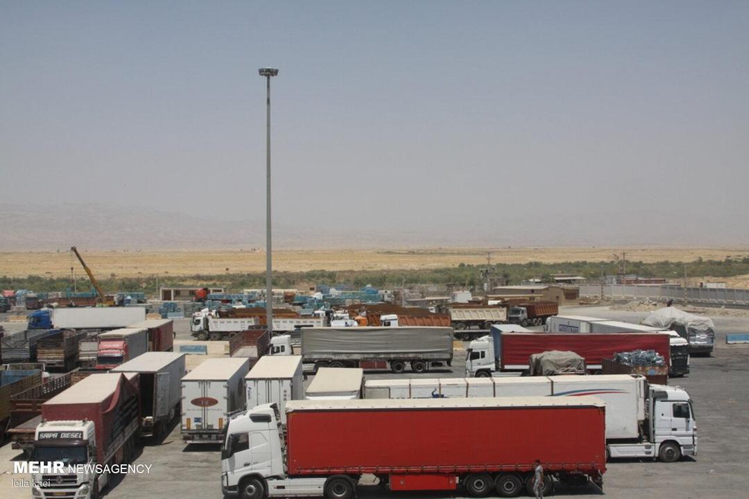 ۵ هزار و ۶۹۹ تن کالا در مرز مهران ترانزیت شد