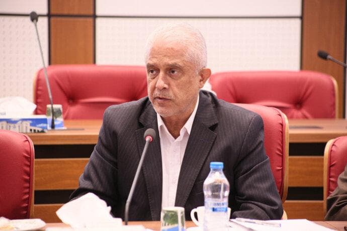 تقویت حس وطن‌پرستی باید هدف برگزاری جشنواره علوم پایه باشد