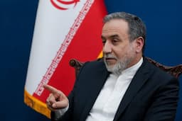 عراقچی: تحریم‌های غیرانسانی باید به‌عنوان جنایت علیه بشریت شناخته شوند