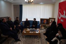 دیدار رئیس بنیاد شهید و امام جمعه موقت تهران با خانواده شهید سردار رشید و سرهنگ رضیئی