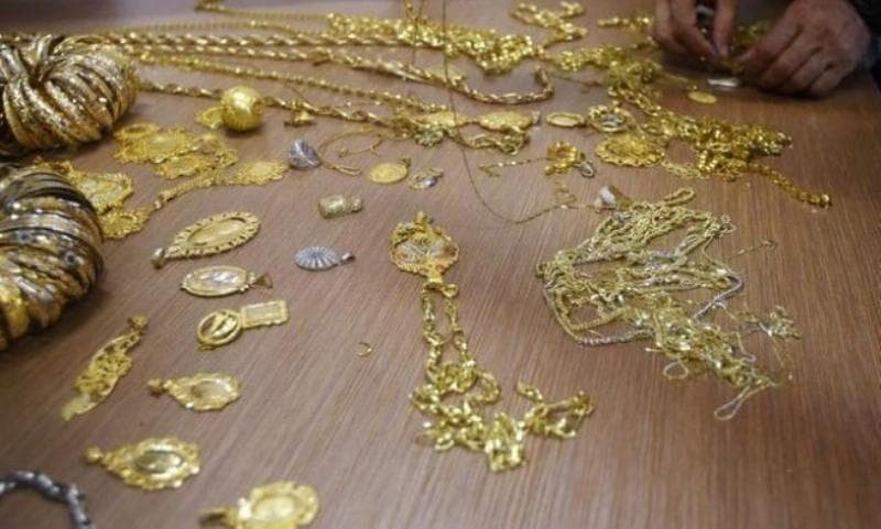 سارقان زورگیر از بانوان مسن در کرمان دستگیر شدند