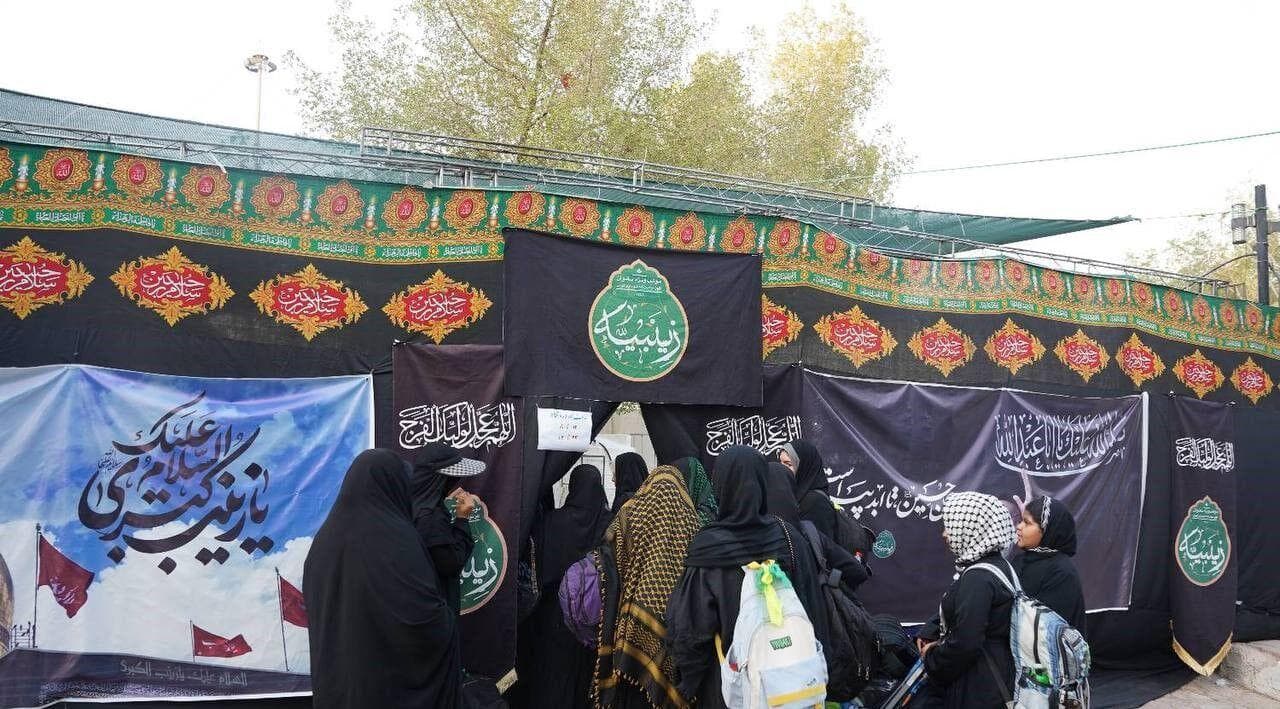 میزبانی ۱۵۰۰ مادر و کودک در قرارگاه زینبیه شهر کربلا