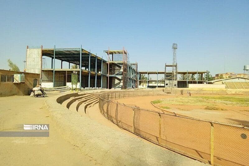 فرماندار مُهر نسبت به پروژه  های ورزشی نیمه تمام این شهرستان انتقاد کرد  